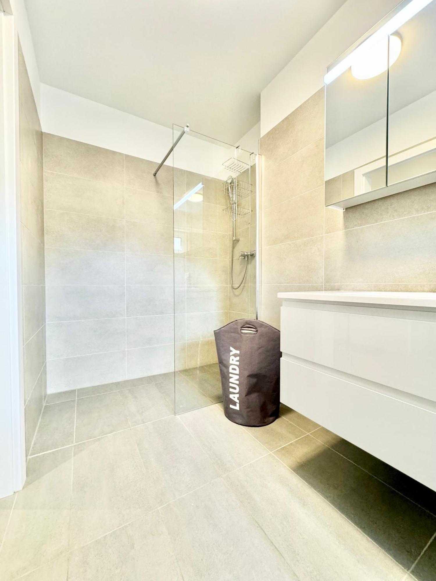 Stylische Wohnung Mit Balkon 비엔나 외부 사진