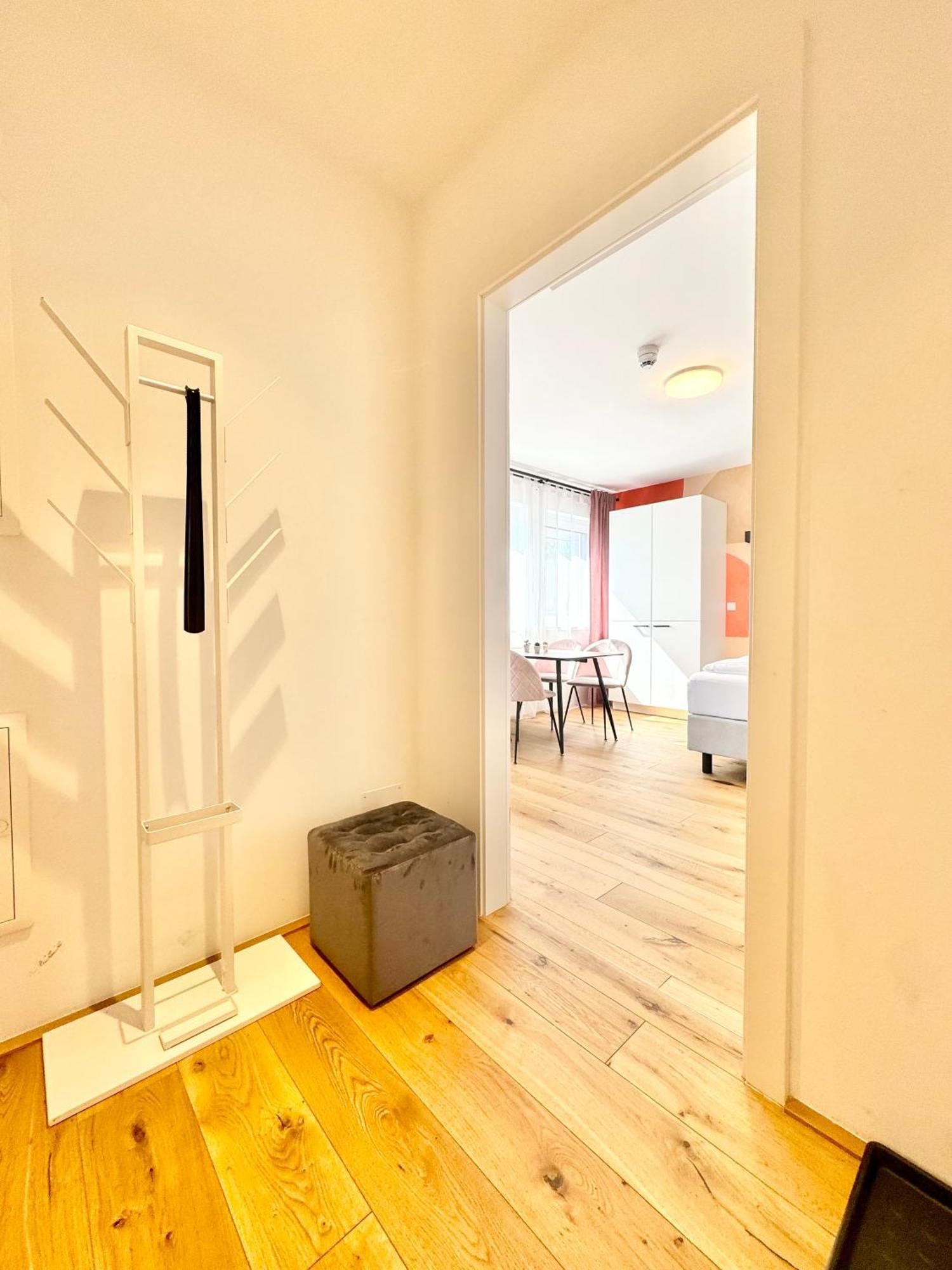 Stylische Wohnung Mit Balkon 비엔나 외부 사진